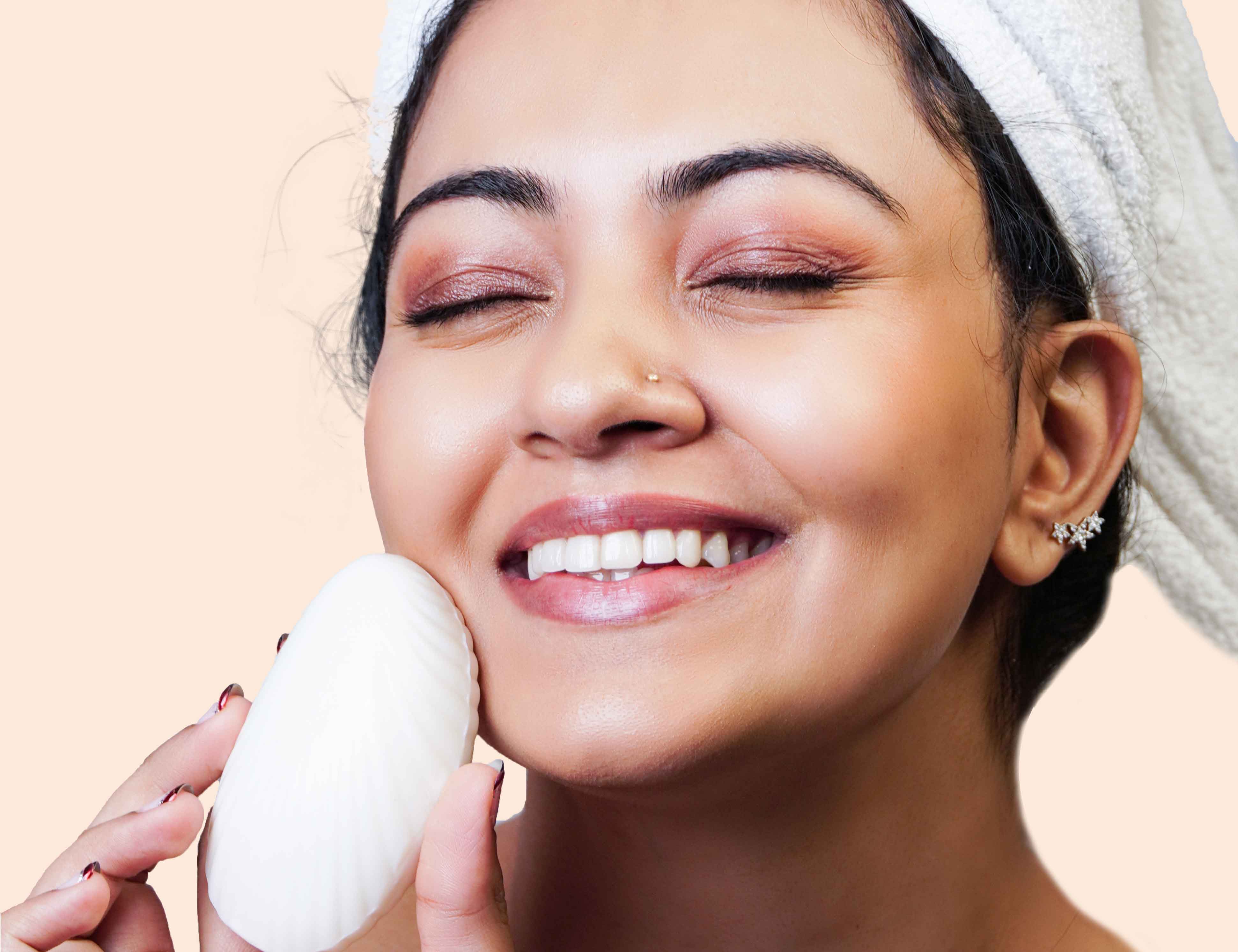 gluta hyaluronic luxury soap how to use step two