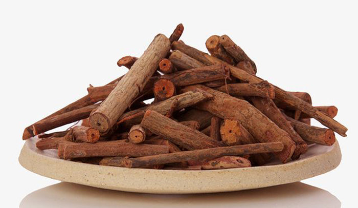 Rubia Cordifolia in Skincare | Benefits, Uses & Acne Control